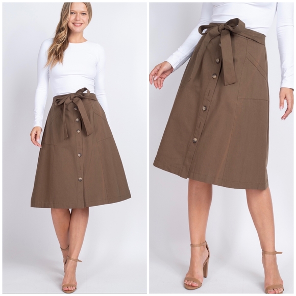 LAST 1❗️VERY J Feminine Chic Olive Midi Skirt - Picture 7 of 7
